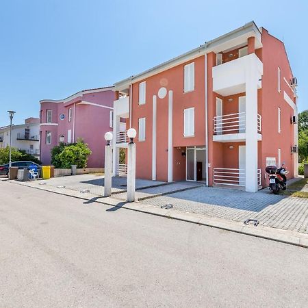 Apartments Melania & Antonia Baska  Luaran gambar