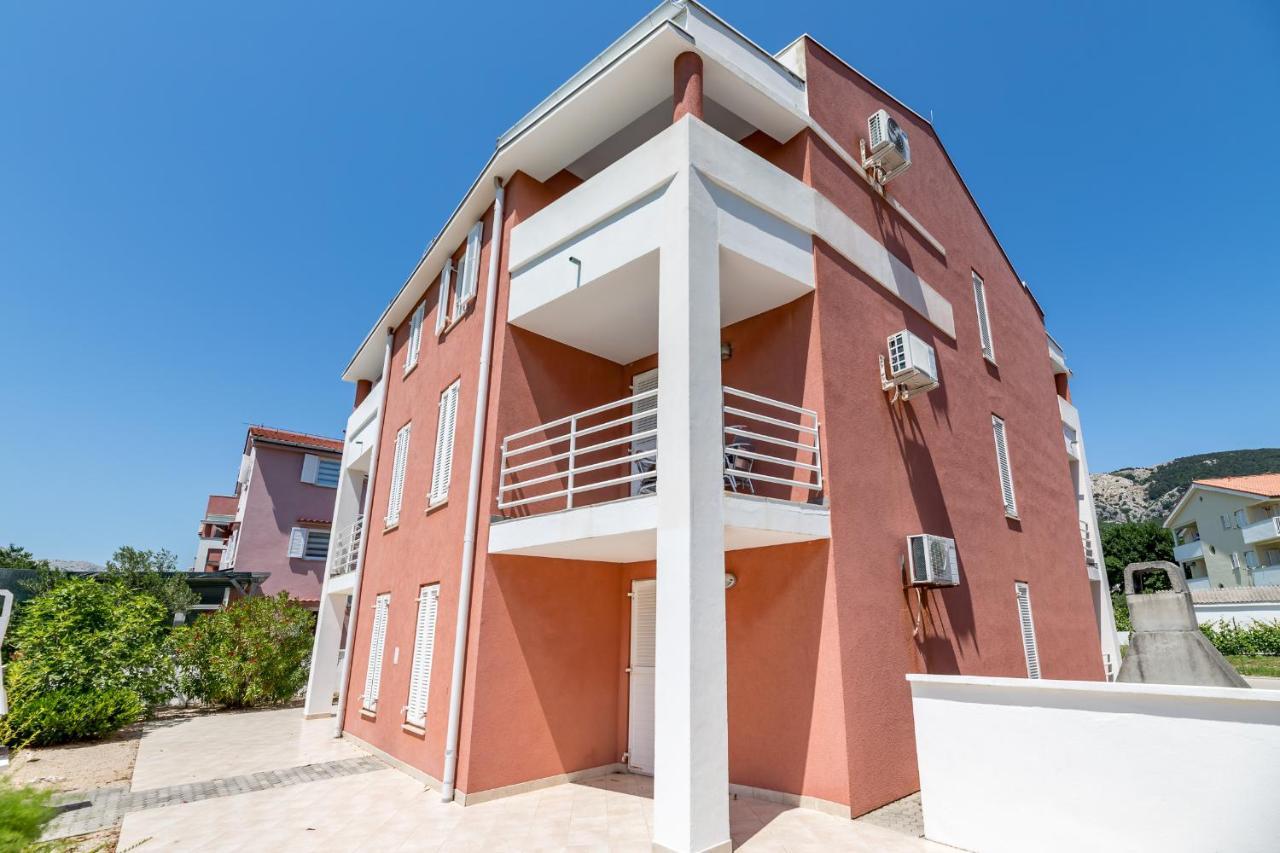 Apartments Melania & Antonia Baska  Luaran gambar